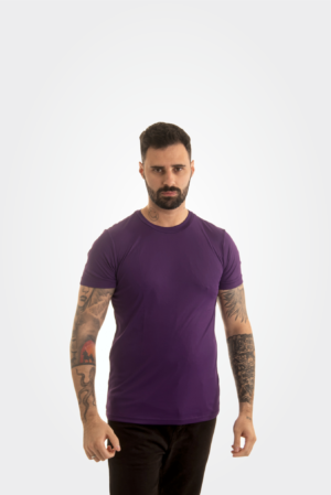 Camiseta roxa 100% algodão