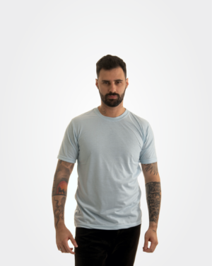 Camiseta azul bebê 100% algodão